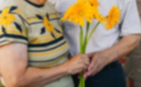 ��Ů�ѵ�Ǹ�Ķ����Z��