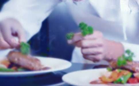 �N���L(zh��ng)����؟(z��)���؂䣩