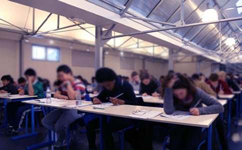 實(shí)用的考試的反思作文300字合集5篇