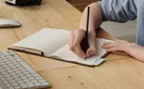 (精選)變形記的作文