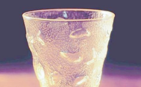 關(guān)于杯子和情感的作文