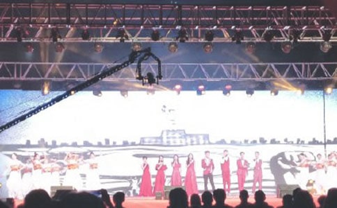 ���Z���ݡ��[�εĳ���ž��ĵ��w��