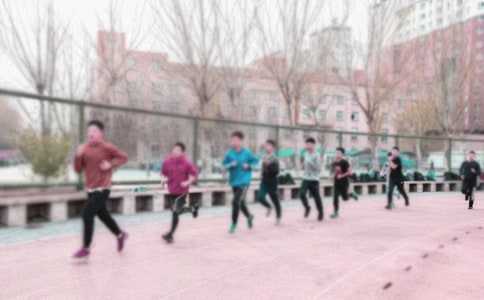 1500米長(zhǎng)跑廣播稿