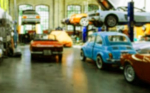 山東日照汽車展商家推“金錢浴”促銷