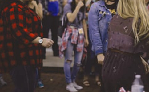 ������У��W(xu��)������Ո(q��ng)��(chu��ng)�I(y��)���ֽ���߿ɫ@20�f(w��n)