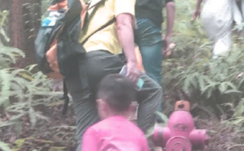 ��ɽ����