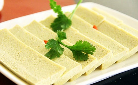 河南小伙大學畢業(yè)后創(chuàng)業(yè) 甘做“豆腐郎”