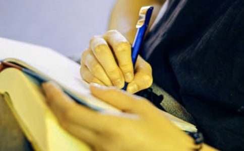 ����ˮ��ʯ�Ć�ʾ���x���[���\9ƪ]