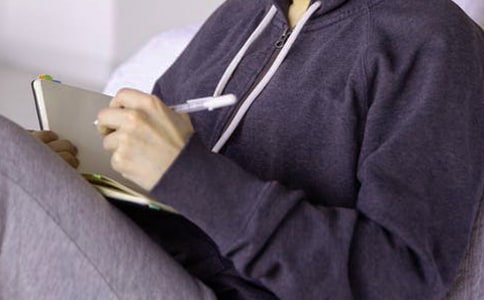 ��ȥ��Ę䡷�x��С���(j��ng)�䡿