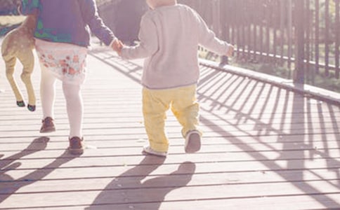 我們地球兒女熱愛(ài)和平散文