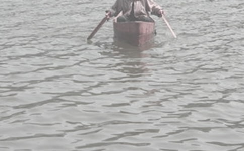 ������������700��