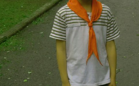 第一次洗紅領(lǐng)巾優(yōu)秀作文300字(通用20篇)