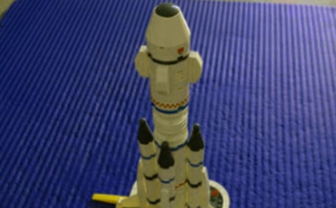 �����С�������600��