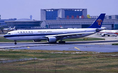 改進(jìn)的齊次網(wǎng)格隨機場的逼近定理