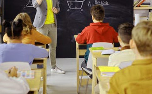 化學(xué)教育人才培養(yǎng)的實用性論文