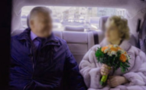 ���ף���Z