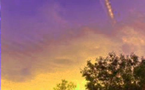 �茑��ɫ�����ġ��᡿