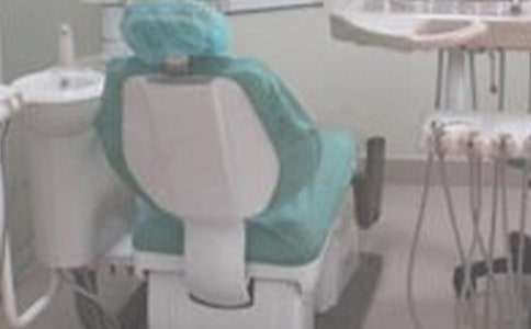 口腔醫(yī)院前臺(tái)年終工作總結(jié)范文