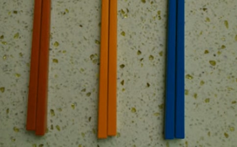 ���b����