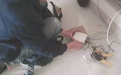 寬帶網(wǎng)上的暑假生活優(yōu)秀作文