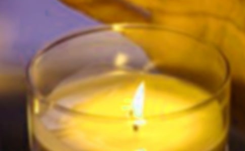 蠟燭是這樣燃燒的小學生作文450字