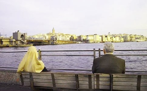 親情冷漠無(wú)情的句子(精選180句)