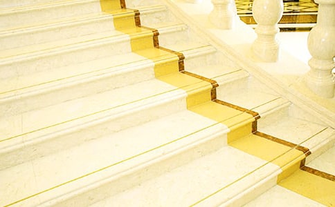 ��ν̕�(hu��)������Ȯ������