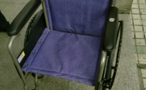 ��݆���ϵĻ��𡷃�(y��u)��̰��O(sh��)Ӌ(j��)