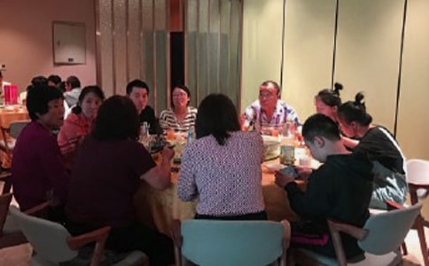 Ů���M�c�����o