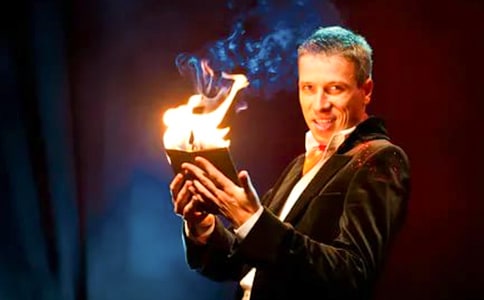 冬天是個魔術(shù)師教案設(shè)計