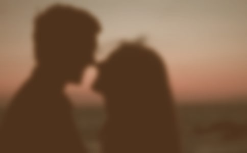 ף����Ů���ѵľ��ӣ����x290�䣩