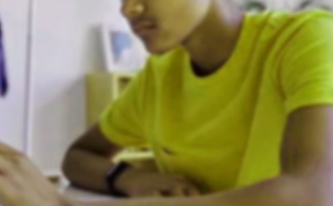 男生女生向前沖的優(yōu)秀作文350字