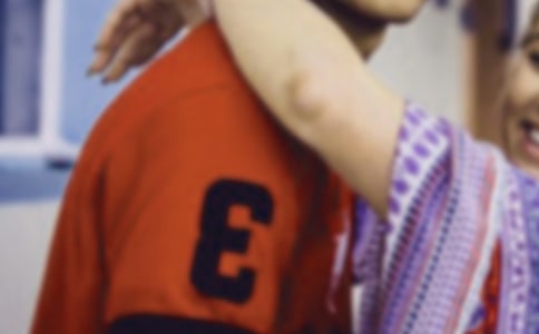 上網(wǎng)租個男友回家過年