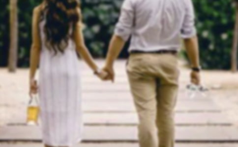 ����Ů��ɢ��