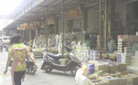 服裝批發(fā)買賣合同范本