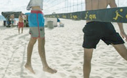 沙灘排球賽作文