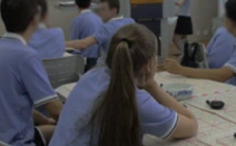 學(xué)生上課玩手機(jī)的檢討書范文