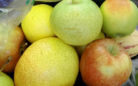 中班美術(shù)教案:水果寶寶