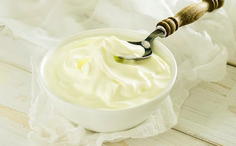 給孩子喝酸奶應(yīng)該循序漸進(jìn)