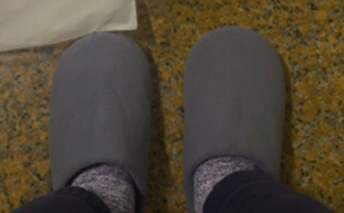 大班美術(shù)彩色小拖鞋教案6篇