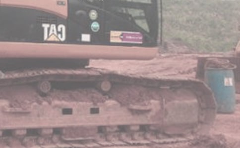 挖掘機(jī)設(shè)備租賃合同模板