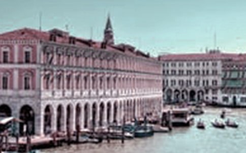 7������˹Сͧ