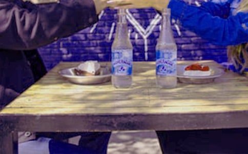 相親相愛的句子