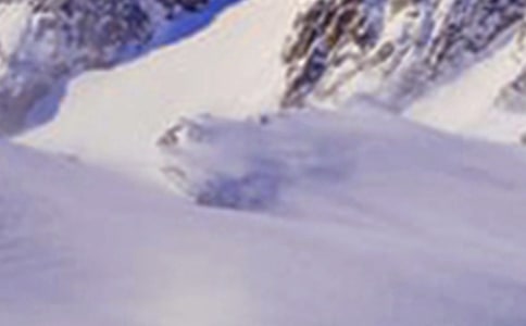 描寫玉龍雪山的句子