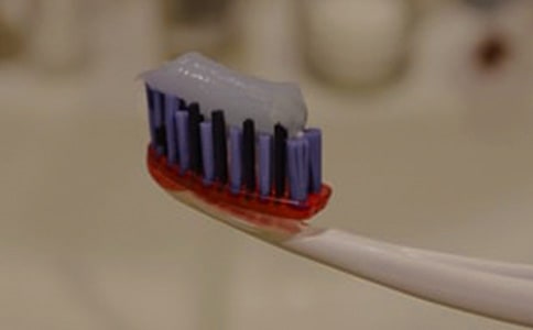 燙傷之后抹牙膏 你可把孩子害慘了