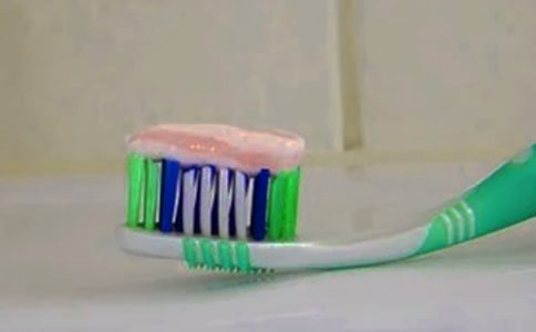 ��ͯ��(y��ng)ԓ�����Լ����õ�����