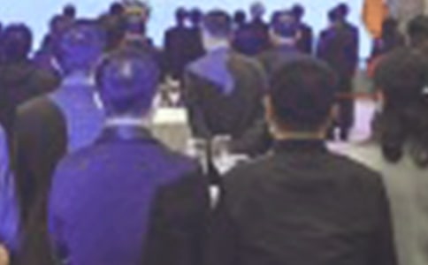 ��ĸ�H70�q��������ϵļ�ϯ�vԒ