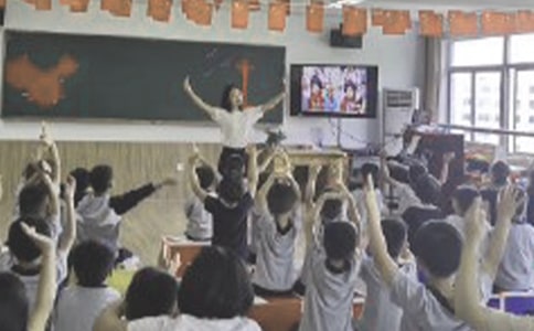 淺論初中音樂課堂的導(dǎo)入設(shè)計(jì)教育論文