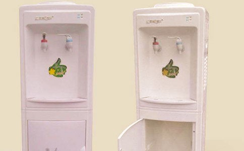 我家的飲水機(jī)