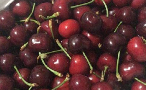 當(dāng)別人指著一株祖父時(shí)期的櫻桃樹散文